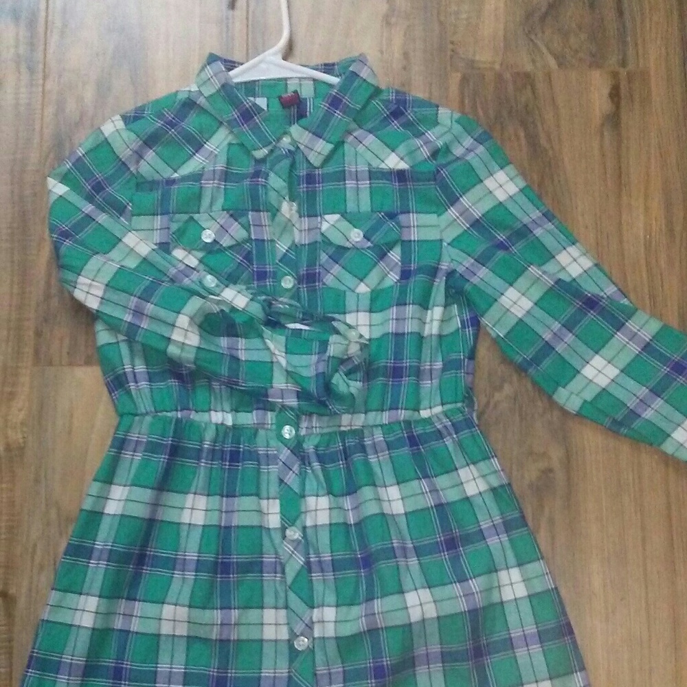Like new dress.